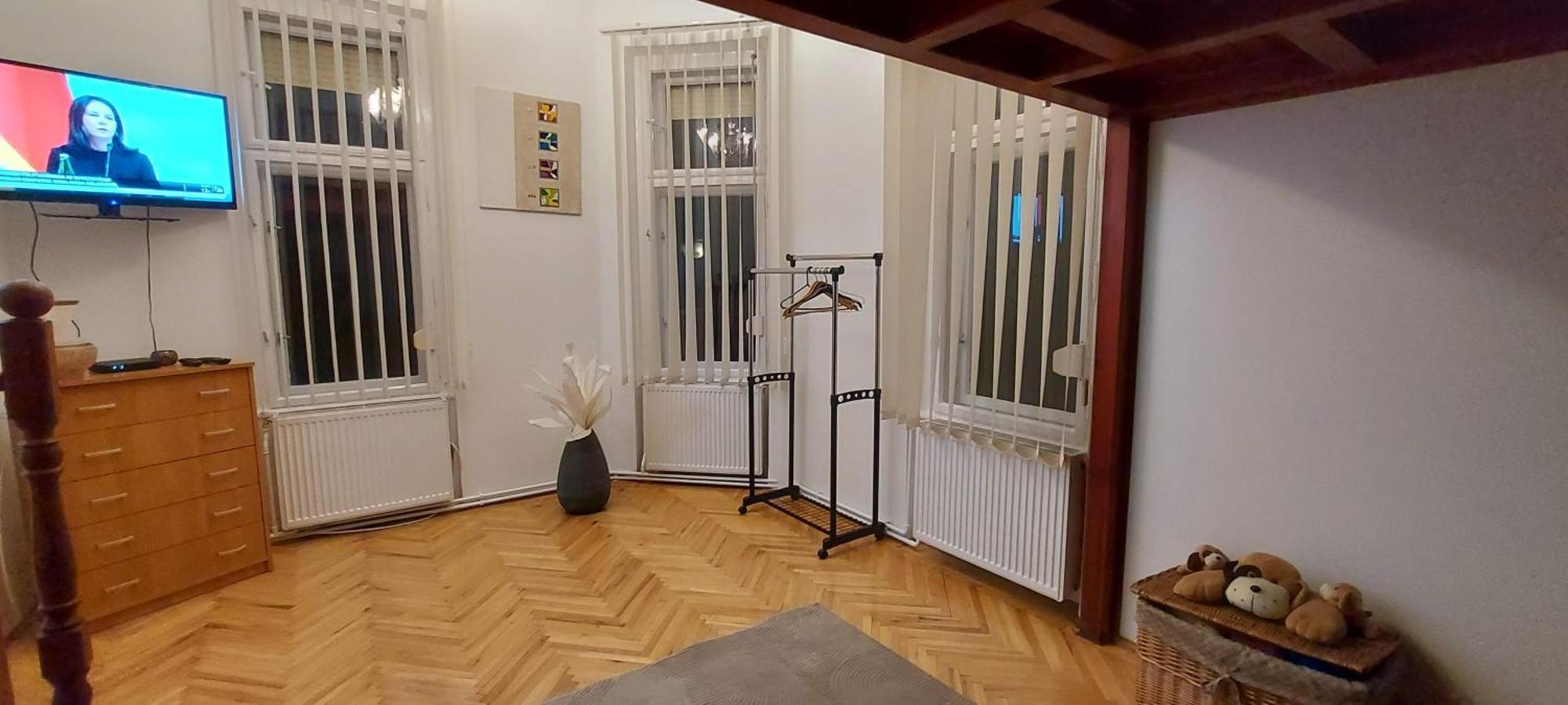 Civis Gold Apartman Debrecen Bagian luar foto