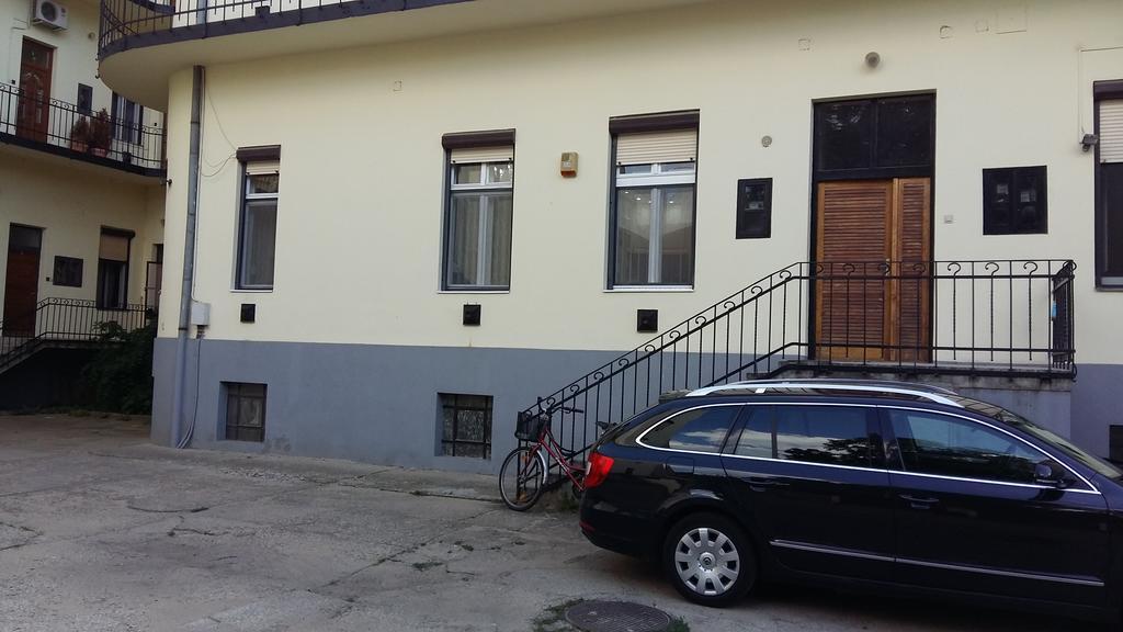 Civis Gold Apartman Debrecen Bagian luar foto